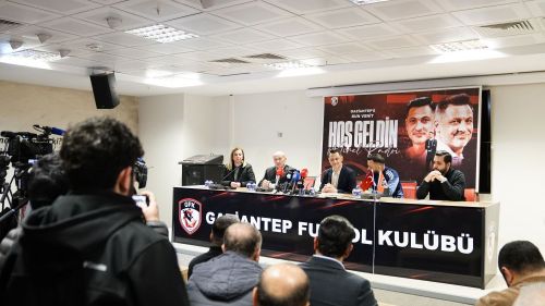 Gaziantep FK'da gözler Memik Yılmaz'da. Tamam mı? Devam mı?